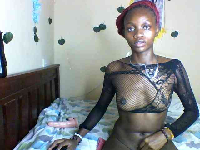Luna-Noir webcam