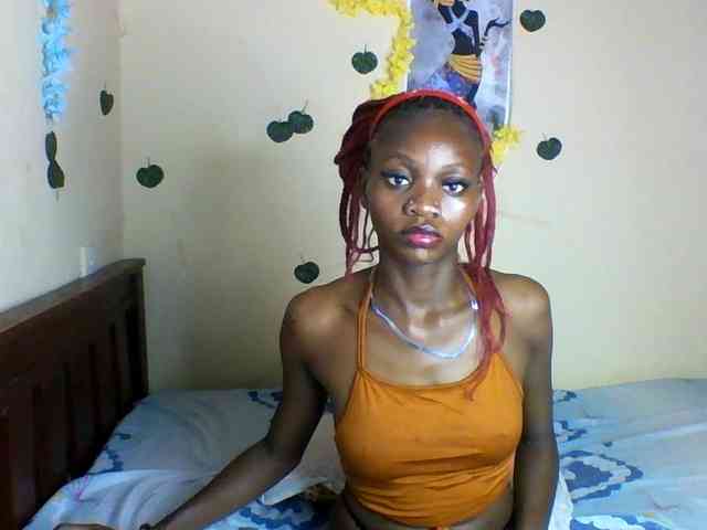 Luna-Noir webcam