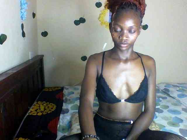 Luna-Noir webcam