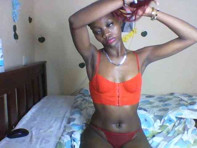Luna-Noir webcam