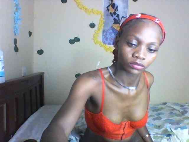 Luna-Noir webcam