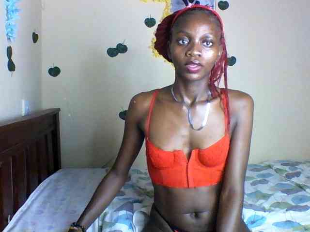 Luna-Noir webcam