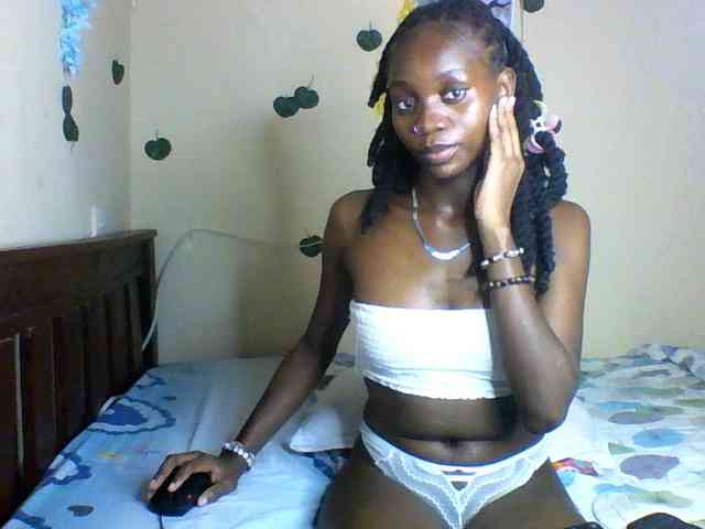Luna-Noir webcam