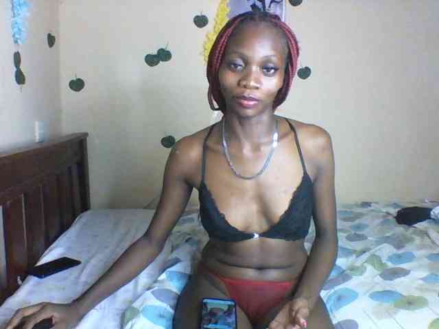 Luna-Noir webcam