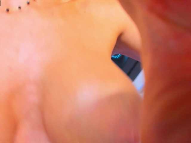 DanieleAida live cam on BongaCams