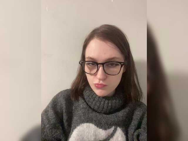 DingDing's BongaCams show and profile