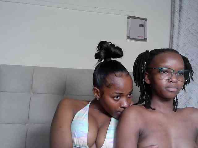 Marylynn18 webcam