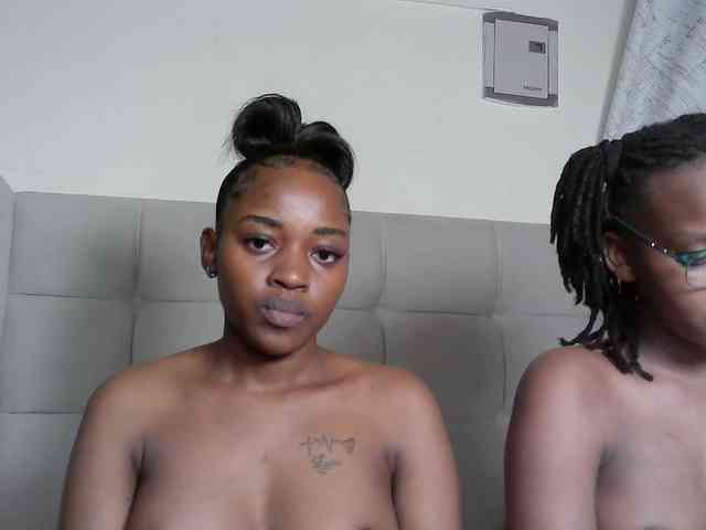 Marylynn18 webcam
