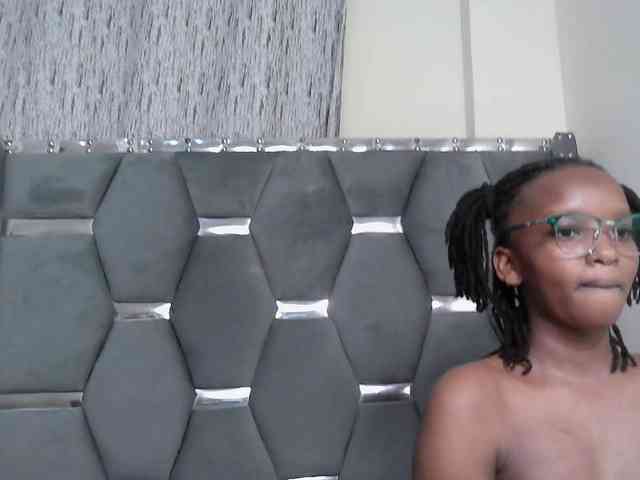 Marylynn18 webcam