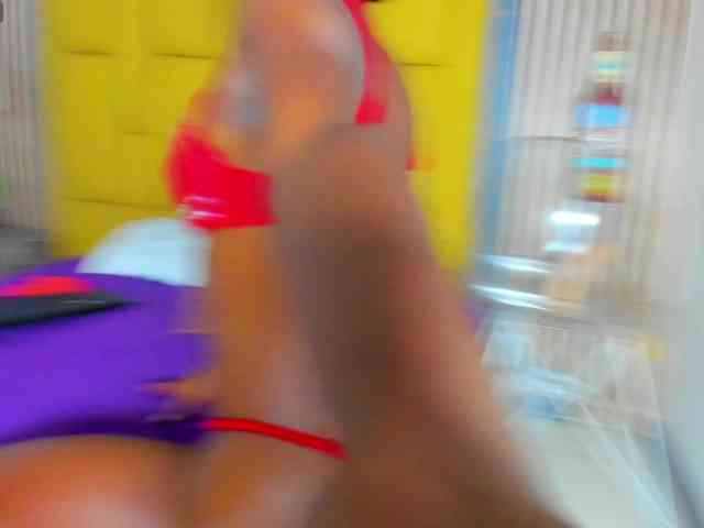 valeriilopez Live Webcam on BongaCams