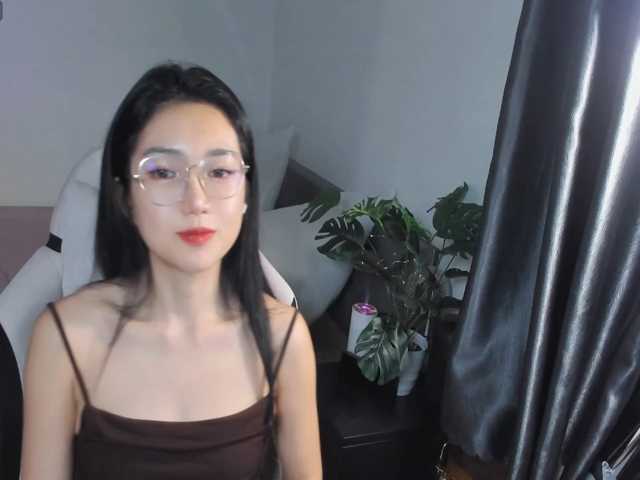 trinity-zheng live cam on BongaCams