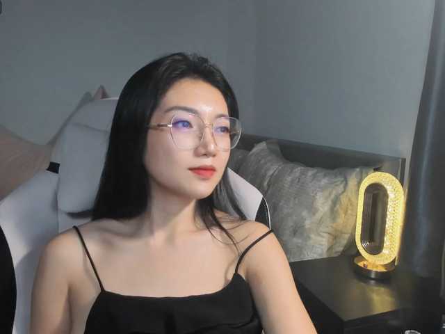 trinity-zheng live cam preview