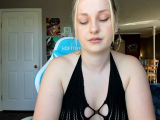 Adellebunny Porn Show