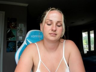 Adellebunny Porn Show