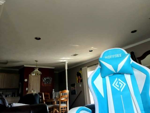 Adellebunny live cam on BongaCams