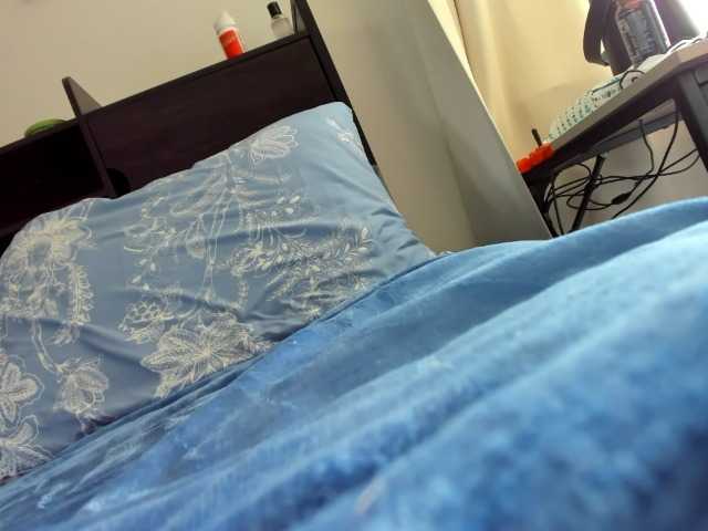 Adellebunny live cam on BongaCams