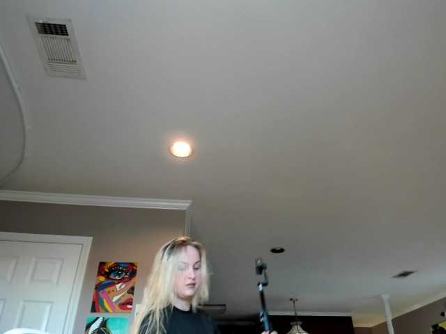 Adellebunny live cam on BongaCams