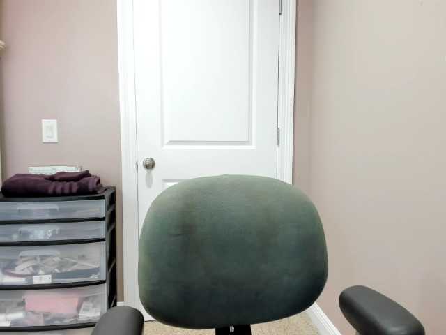 Adellebunny live webcam show