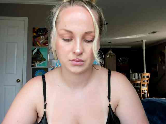 Adellebunny webcam