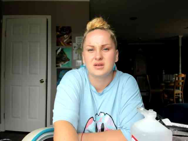 Adellebunny webcam