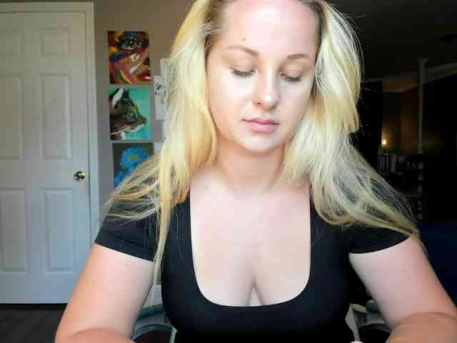 Adellebunny webcam