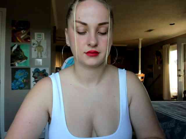 Adellebunny webcam