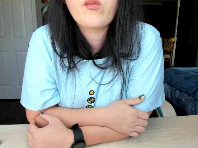 Adellebunny webcam