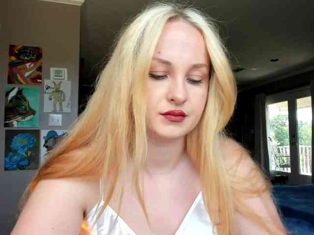 Adellebunny webcam