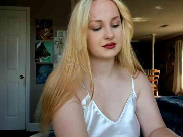 Adellebunny webcam