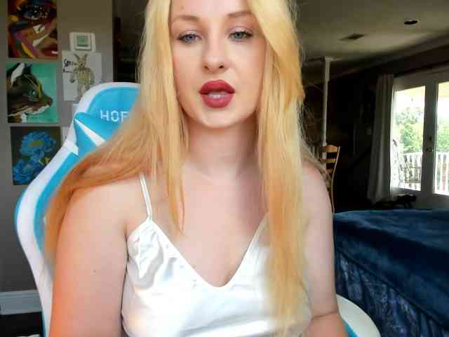 Adellebunny webcam