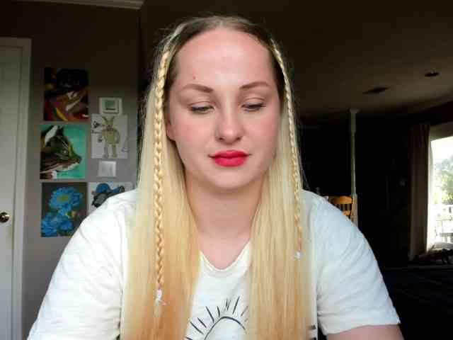 Adellebunny webcam