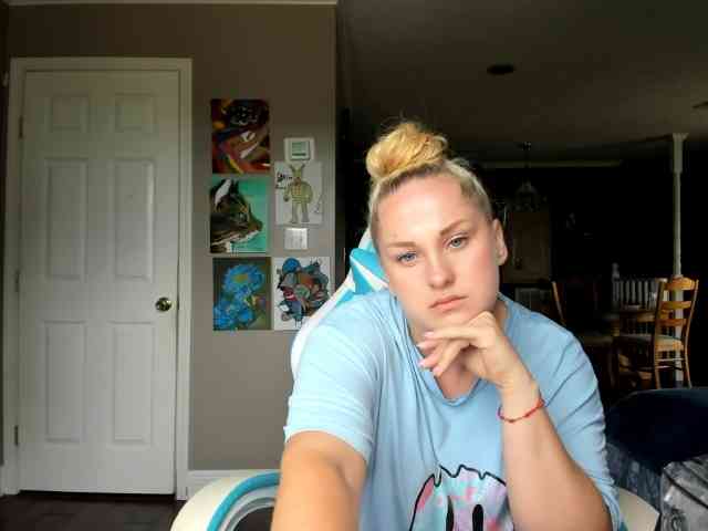 Adellebunny webcam