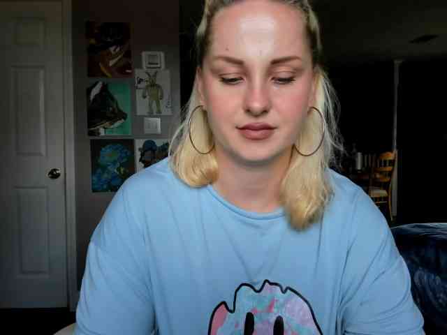 Adellebunny webcam