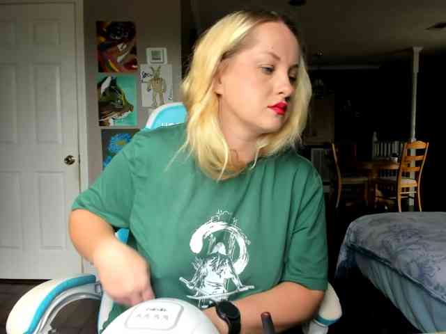 Adellebunny webcam