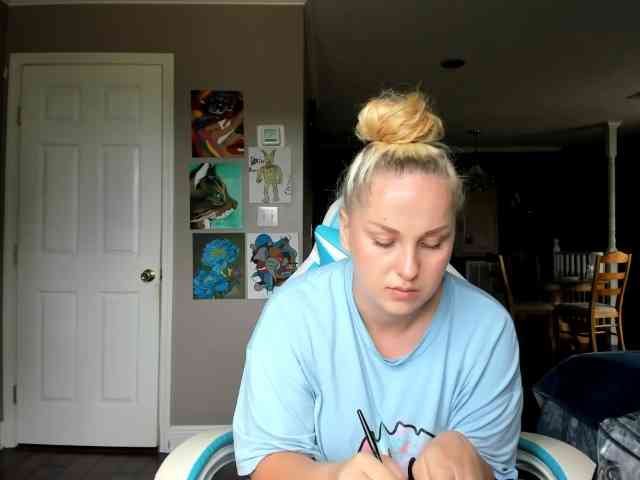 Adellebunny webcam
