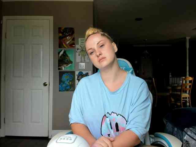 Adellebunny webcam
