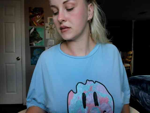 Adellebunny webcam