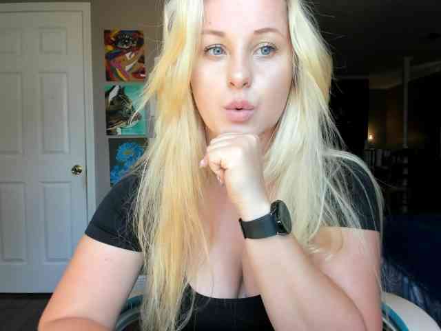 Adellebunny webcam