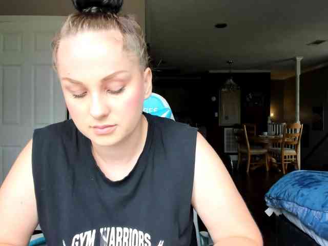 Adellebunny webcam