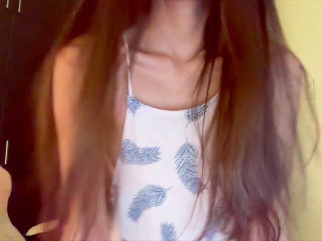 Luna-luna live webcam show