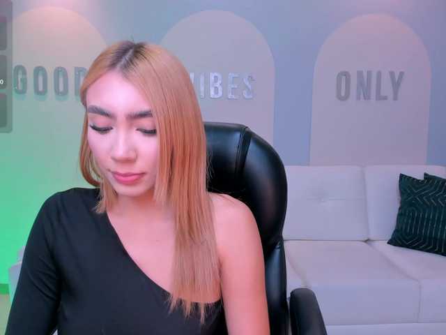 AlessiaMilano's BongaCams show and profile