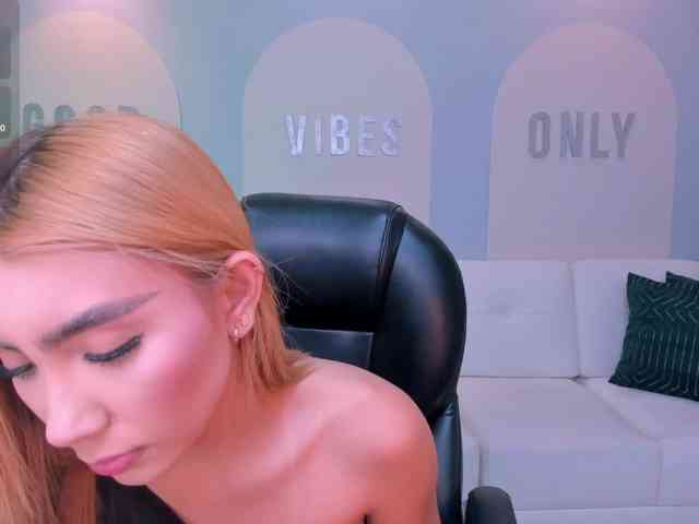 AlessiaMilano webcam