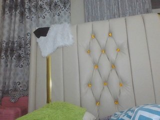 enchantra Porn Show