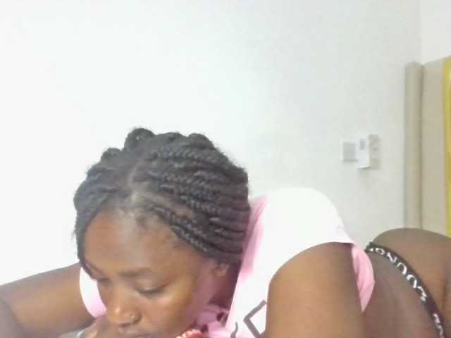 enchantra live cam on BongaCams