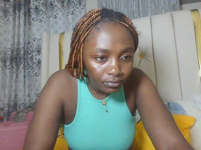enchantra live cam on BongaCams