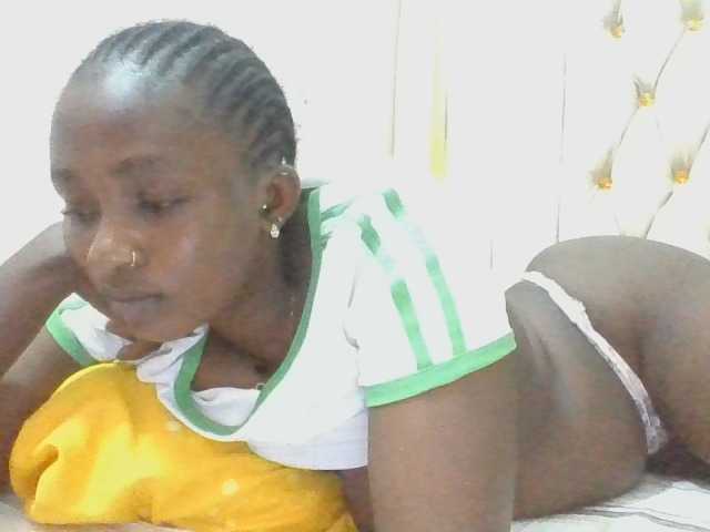 enchantra live cam on BongaCams