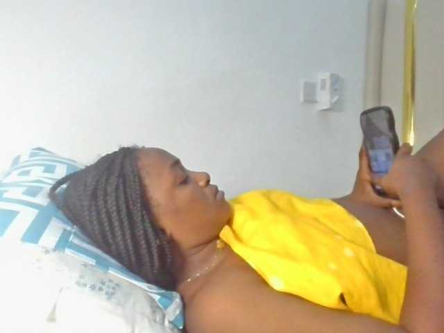 enchantra live cam on BongaCams
