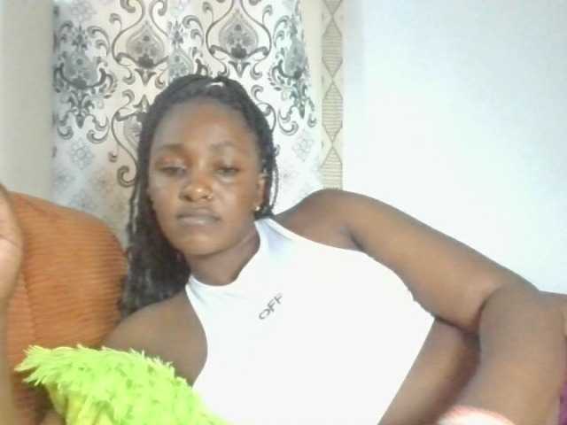 enchantra live cam on BongaCams