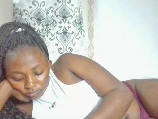 enchantra live cam on BongaCams