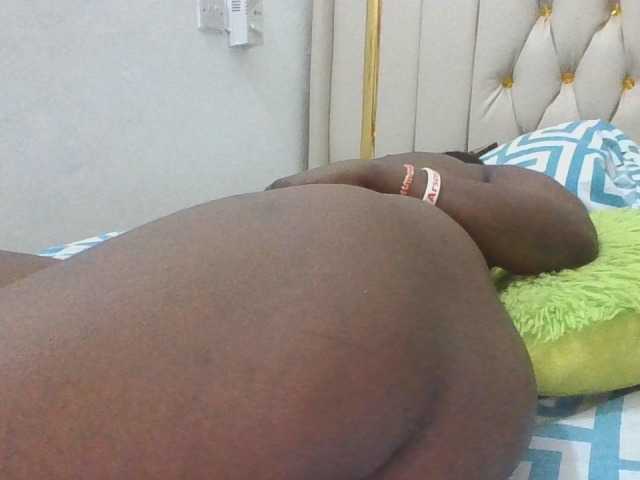 enchantra live cam on BongaCams